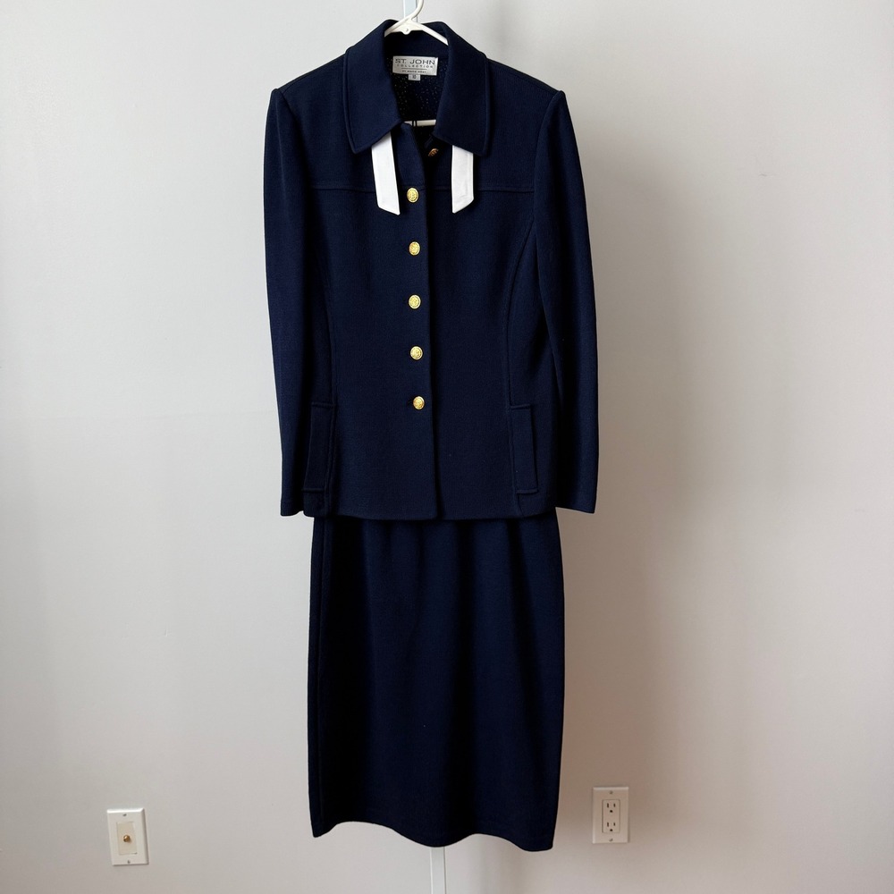 St. John Collection sz 10 Blue Knit Skirt Suit Set Gold Buttons Old Money Luxury